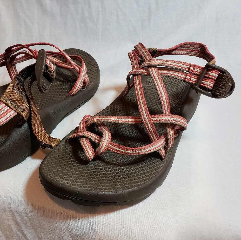 Chaco Classic Womens Sz W10 Double Strap Toe Loop Red Brown Sport Sandals